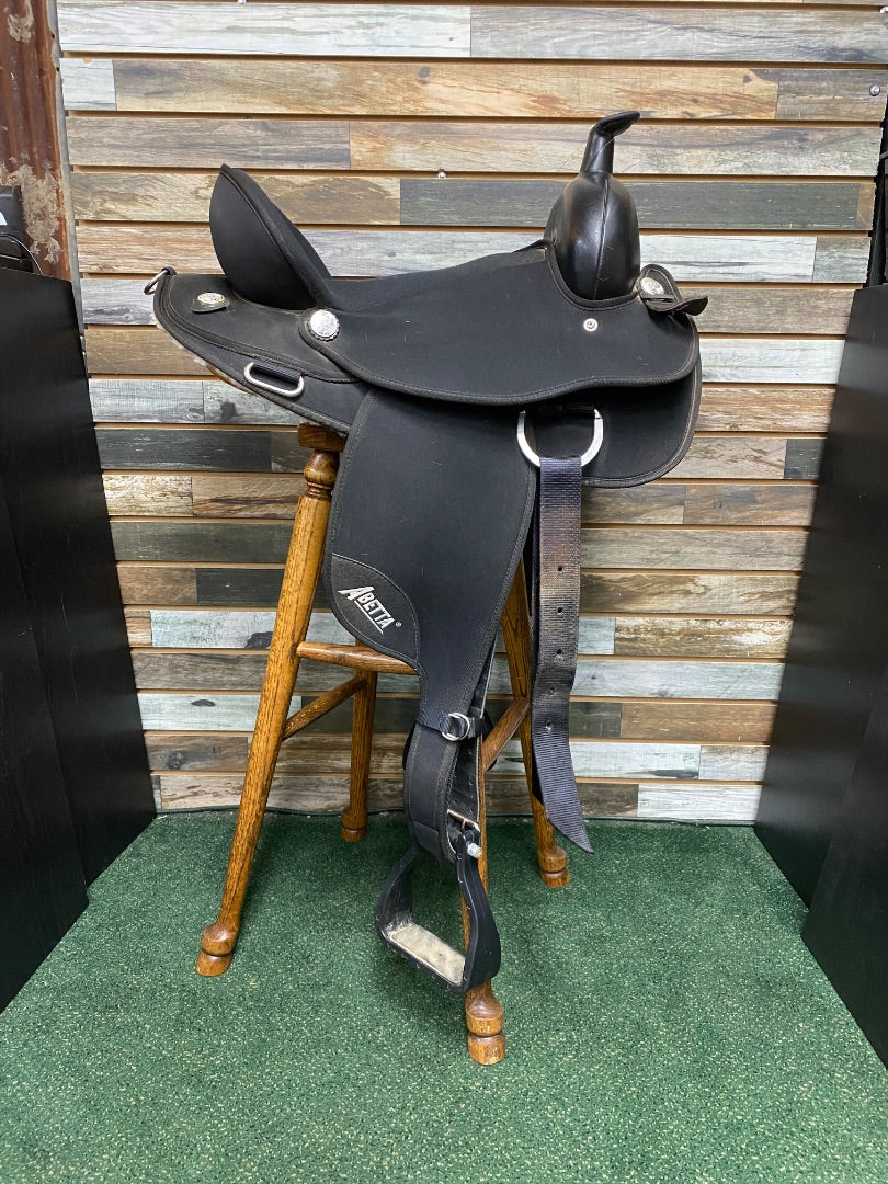 USED Abetta Western Saddles 15" Black
