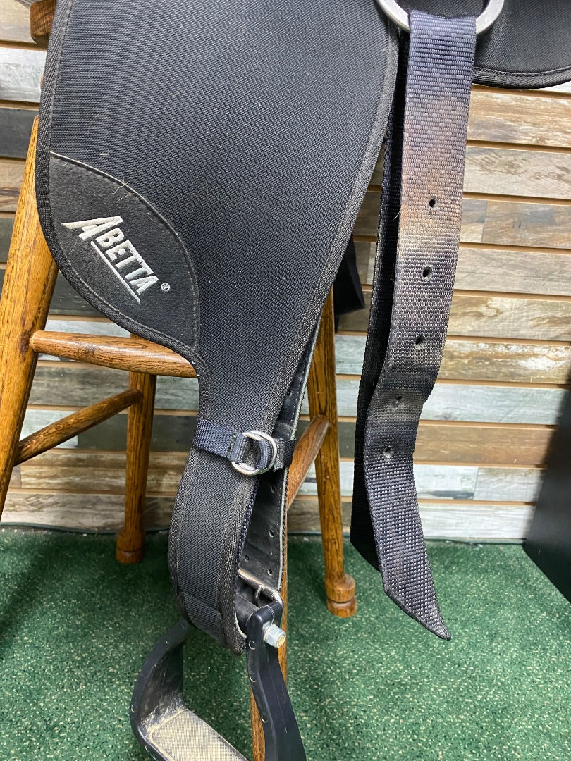 USED Abetta Western Saddles 15" Black