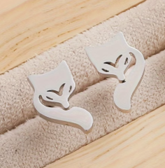 Dainty Fox Post Earrings