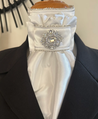 HHD Crystal ‘Queen’ Euro Dressage Stock Tie