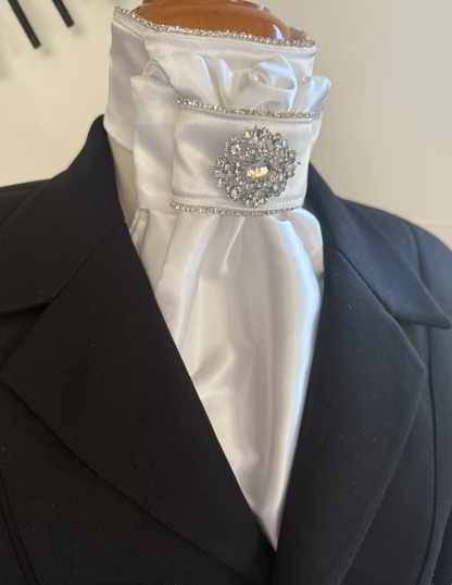 HHD Crystal ‘Queen’ Euro Dressage Stock Tie