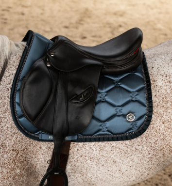PS of Sweden Saddle Pad Jump Ruffle Pearl - Shadow Blue