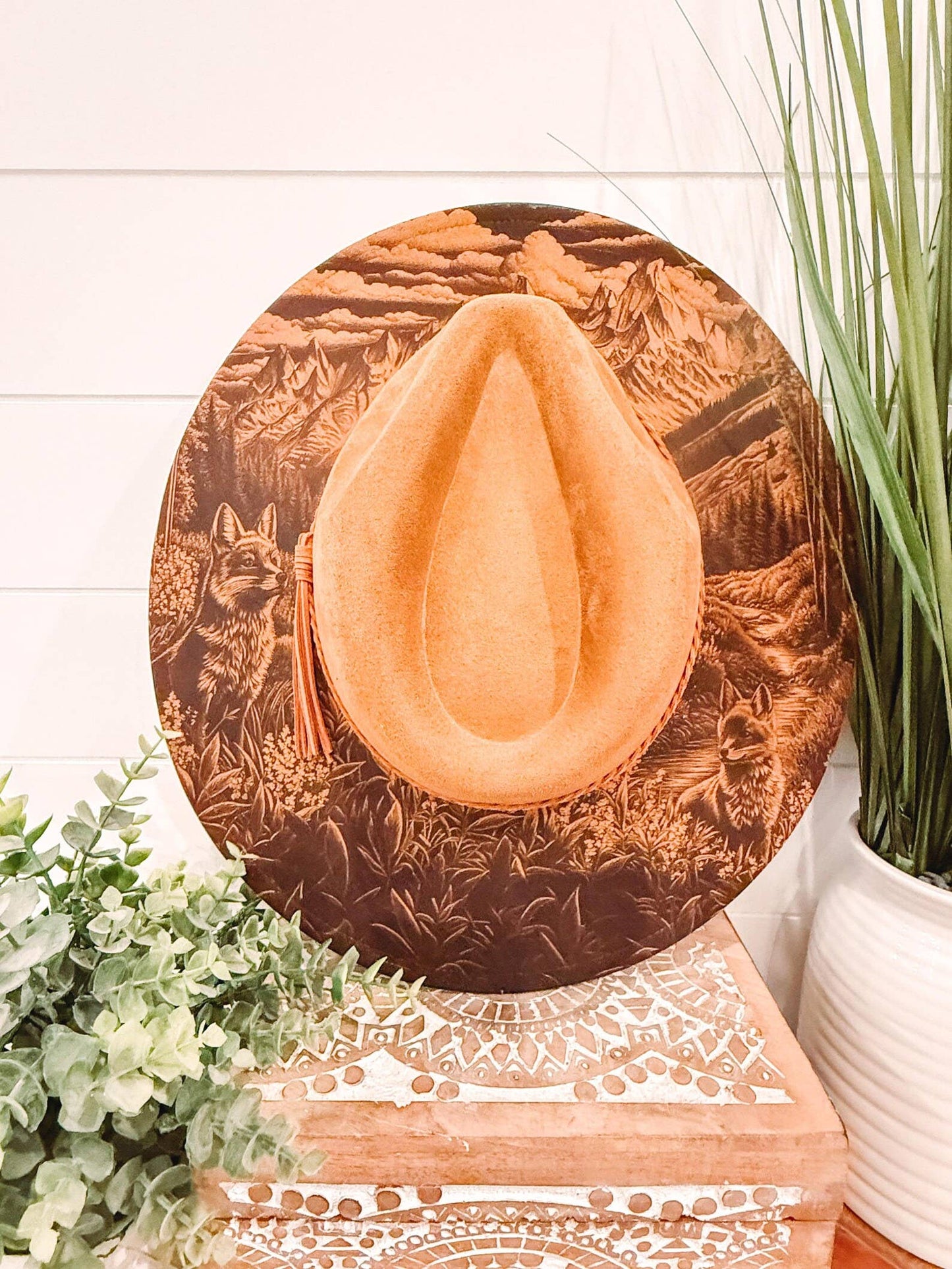Engraved Fox Mountain Hat