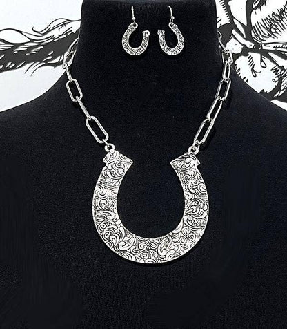 Horseshoe Pendant Necklace