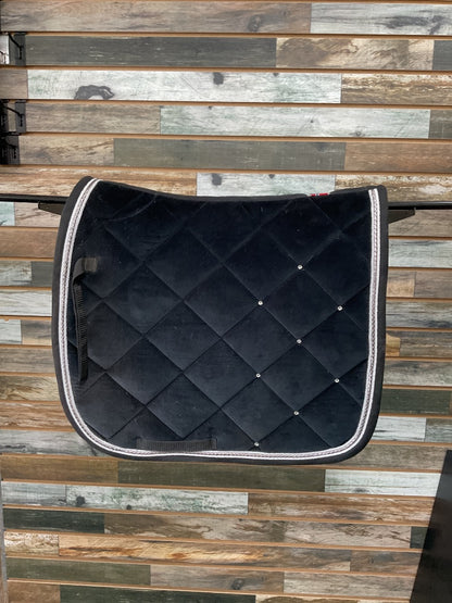 USED B Vertigo Dressage pad with rhinestones lightly used full Black with silver trim