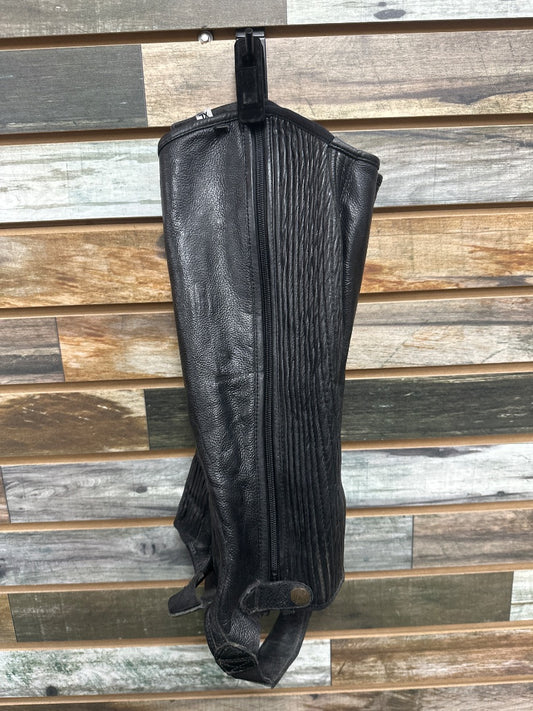 USED Ovation Ladies Half Chaps XL Black