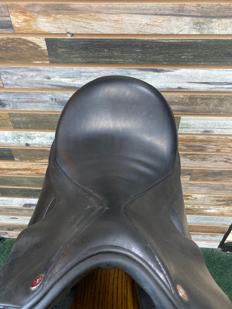 USED Lovatt & Ricketts Dressage Saddle 18" Black