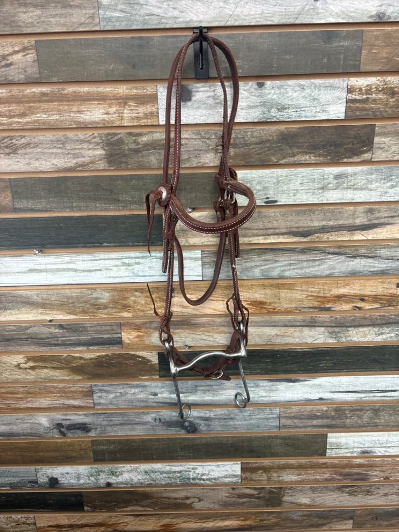 USED  Western Headstall with Walking Horse Bit Horse Medium Oil