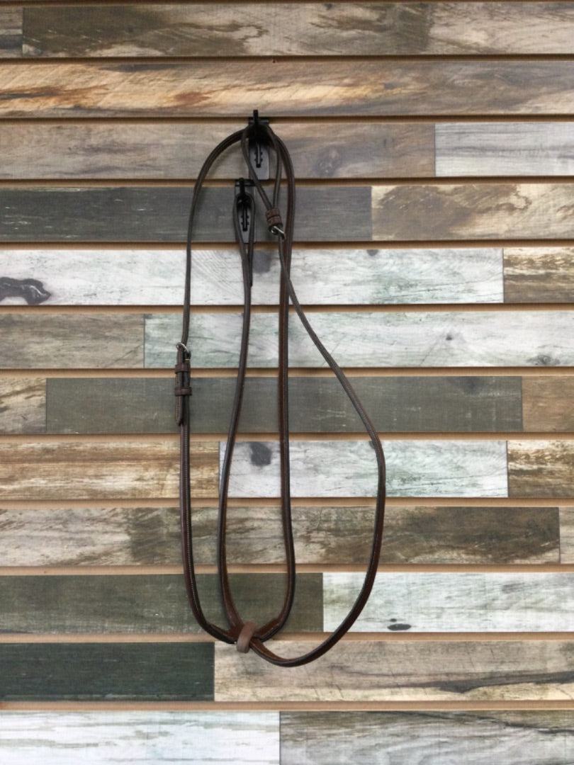 USED  Standing Martingale Horse Medium Oil