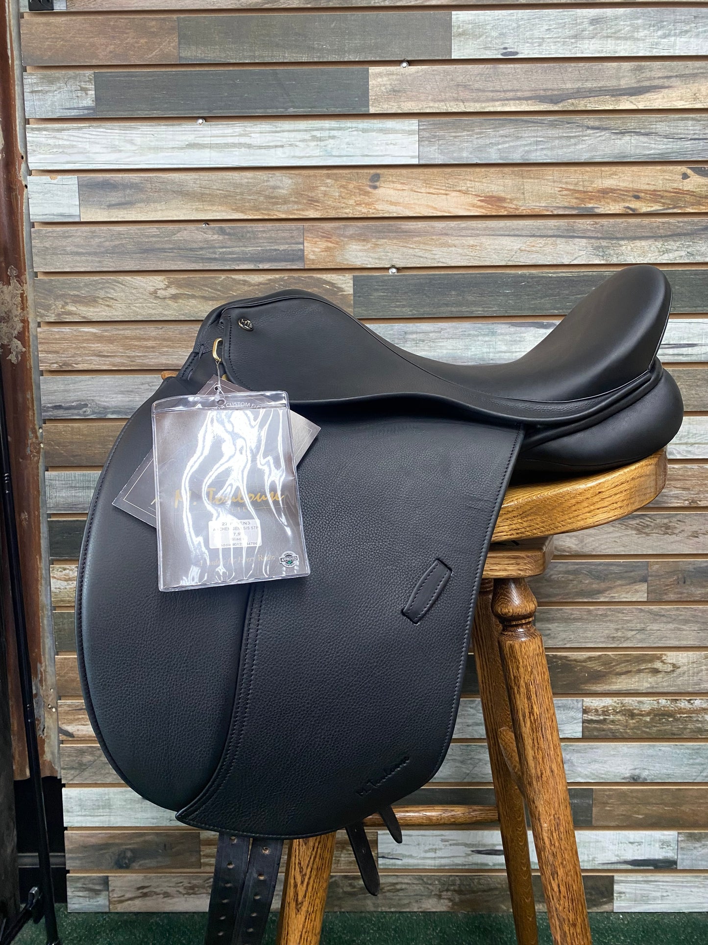 Marcel Toulouse Aachen Dressage Saddle Genesis™ Adjustable Tree™ 17.5"