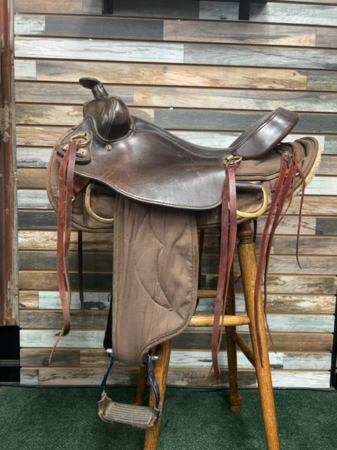 USED Big Horn Trail Saddle 16” Dark Oil