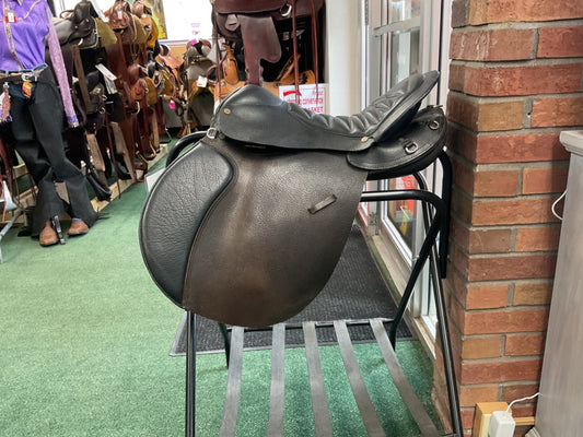 USED Collgiate English Saddle 17.5 Dark Oil