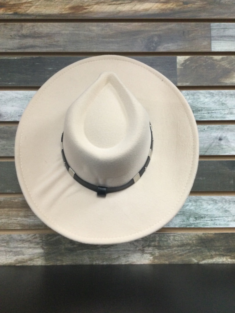 USED  Ladies Western Hats Felt  Light Tan