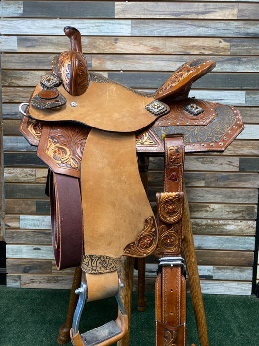 USED Tough1 Silver Royal Barrel Saddle 13” Dark Oil