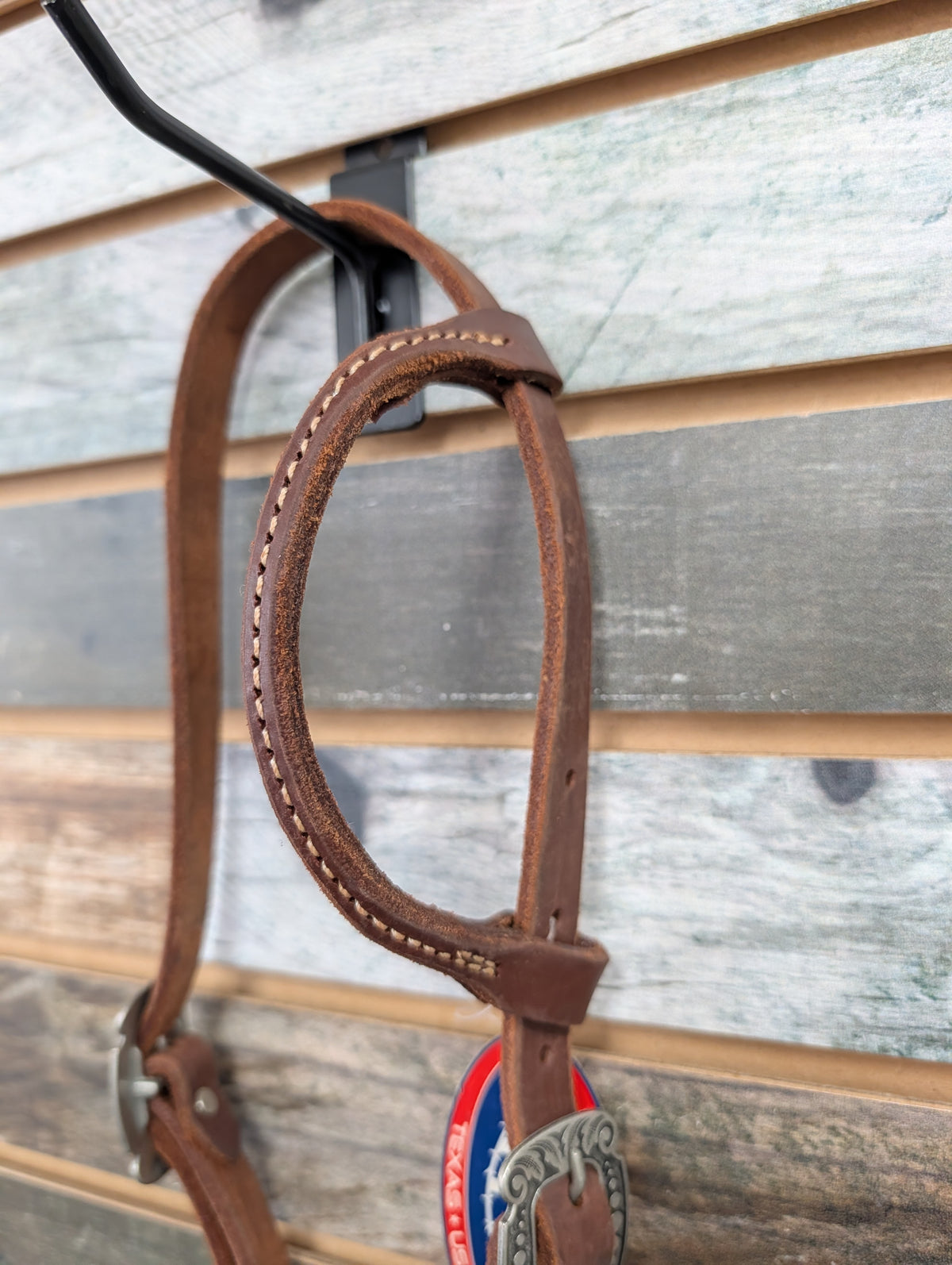 HR One Earred Medium Oil Headstall w/ Buckle