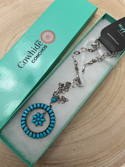 Western Faux Turquoise Flower Cluster Necklace - 18 inch